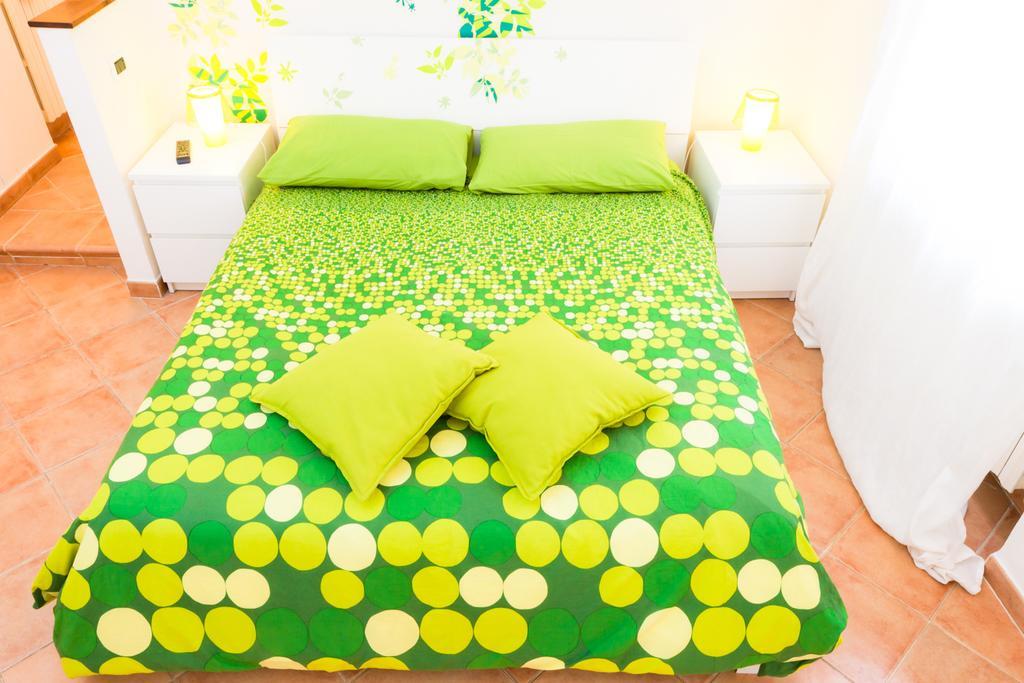 أليساندريا B&B Arcobaleno الغرفة الصورة